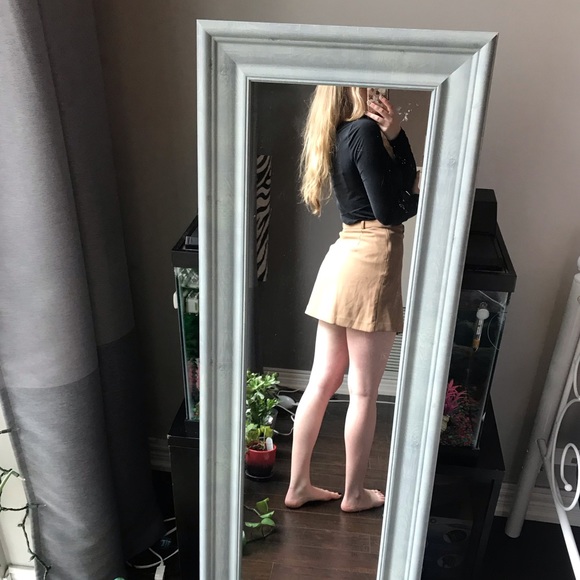 Clueless Pleated brown mini skirt - Picture 3 of 6